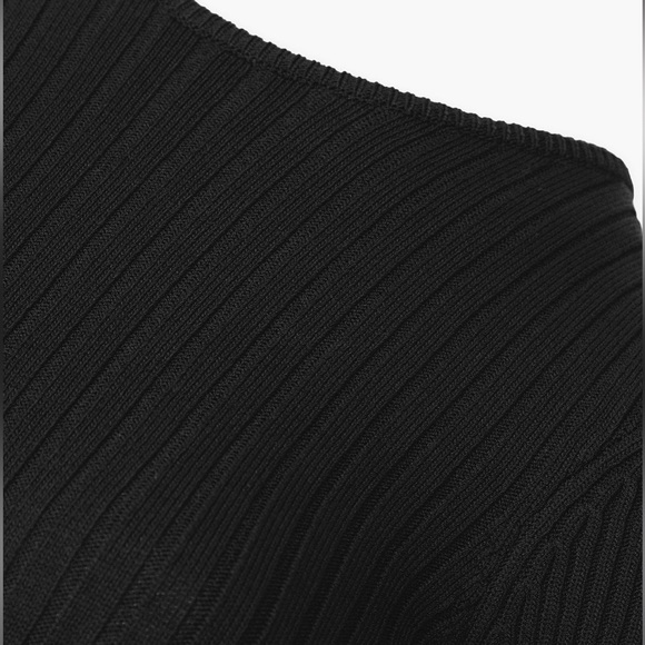 SOLD‼️knitted jumpsuit. - Picture 4 of 9